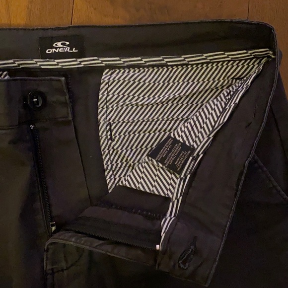 O’Neill | Standard Fit - Black Shorts - Picture 2 of 6